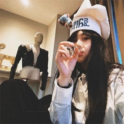 灰色的迷宫